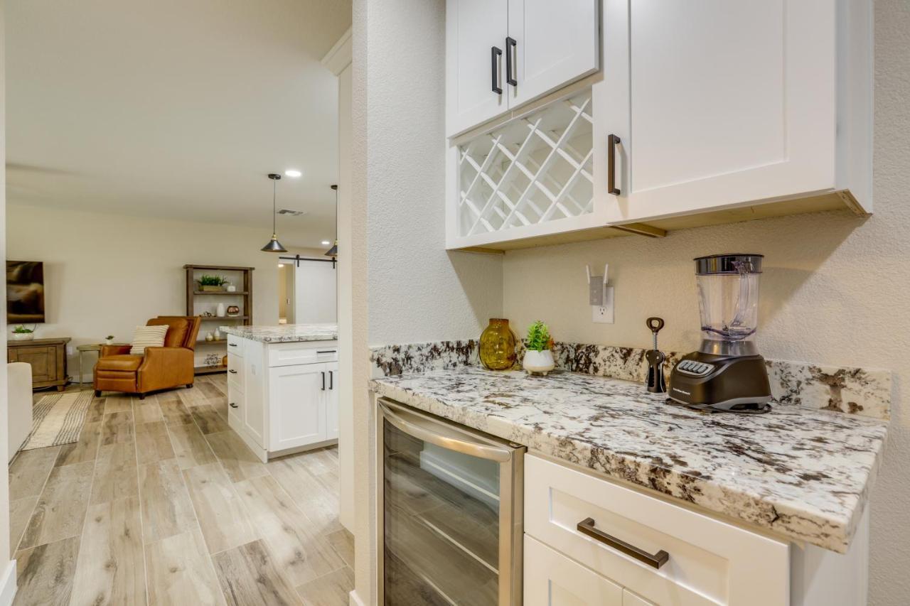 Sun City Retreat With Patio Near Golfing And Hiking! 외부 사진