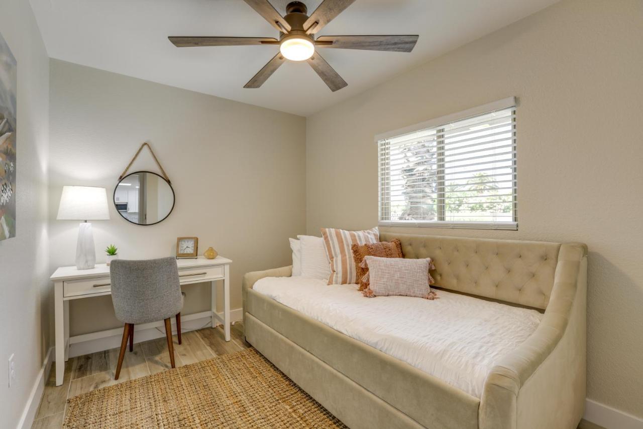 Sun City Retreat With Patio Near Golfing And Hiking! 외부 사진