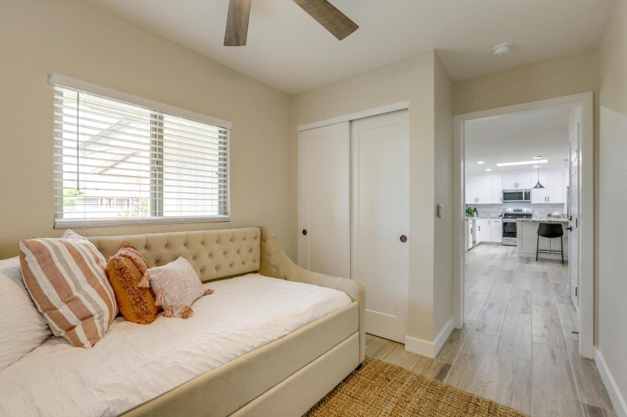 Sun City Retreat With Patio Near Golfing And Hiking! 외부 사진